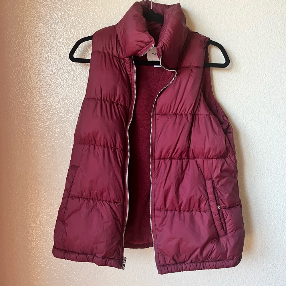 Old navy red puffer vest